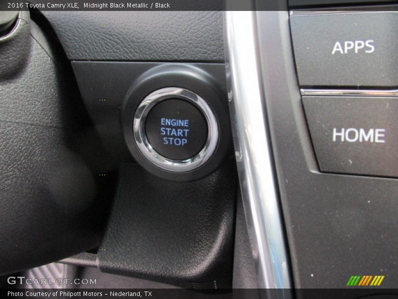 Midnight Black Metallic / Black 2016 Toyota Camry XLE