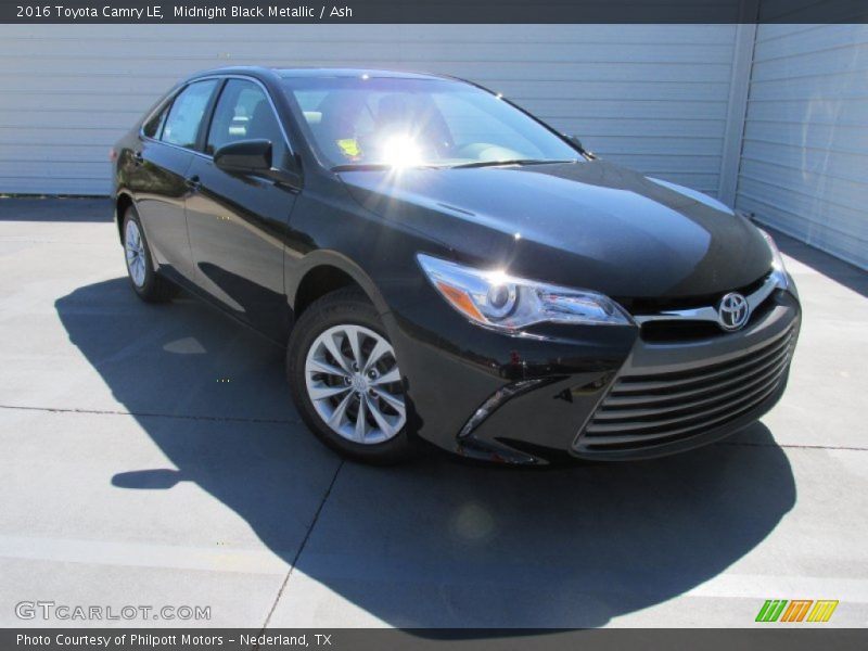 Midnight Black Metallic / Ash 2016 Toyota Camry LE