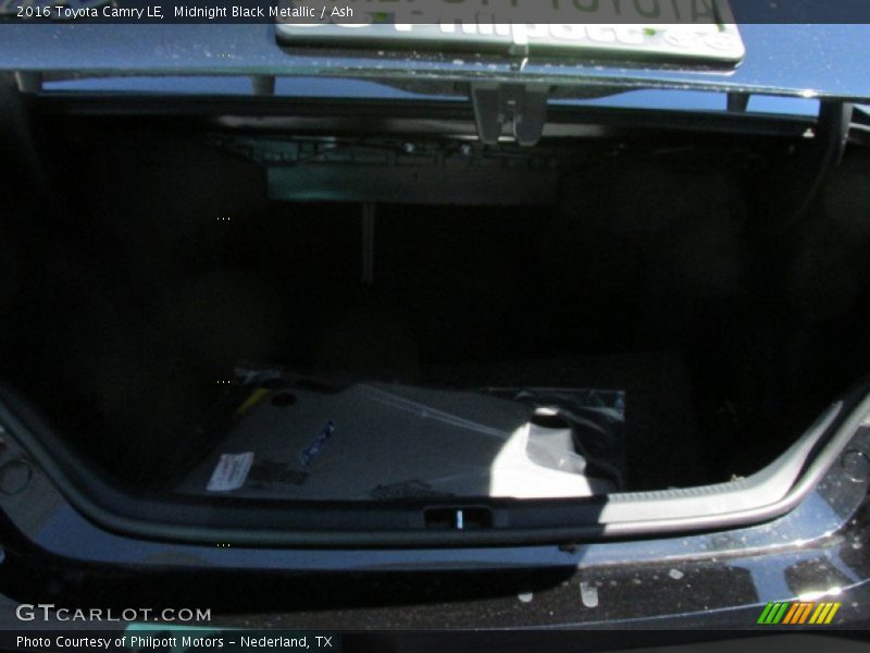 Midnight Black Metallic / Ash 2016 Toyota Camry LE