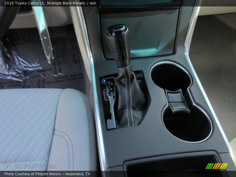 Midnight Black Metallic / Ash 2016 Toyota Camry LE