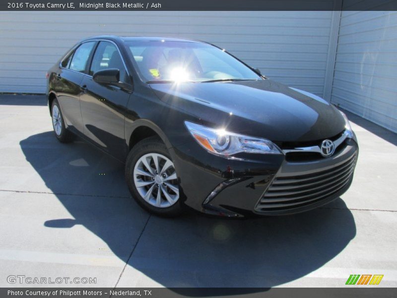 Midnight Black Metallic / Ash 2016 Toyota Camry LE