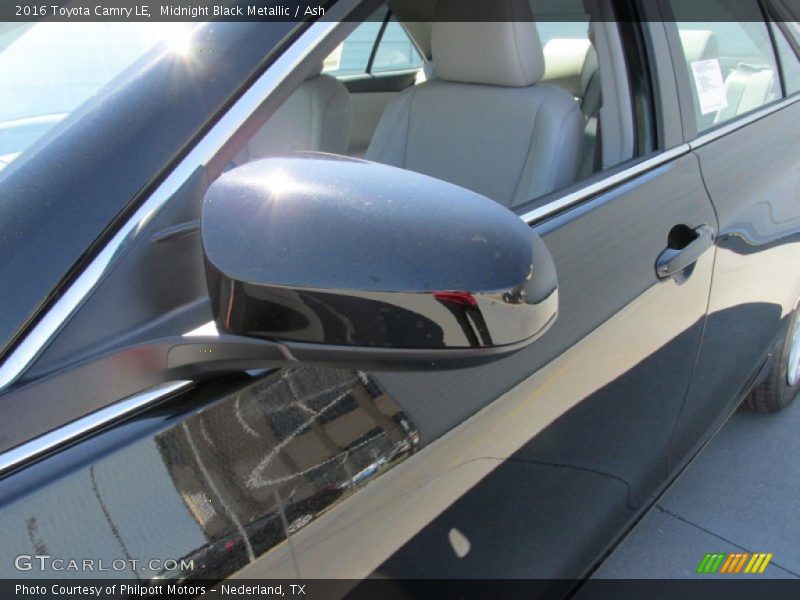Midnight Black Metallic / Ash 2016 Toyota Camry LE