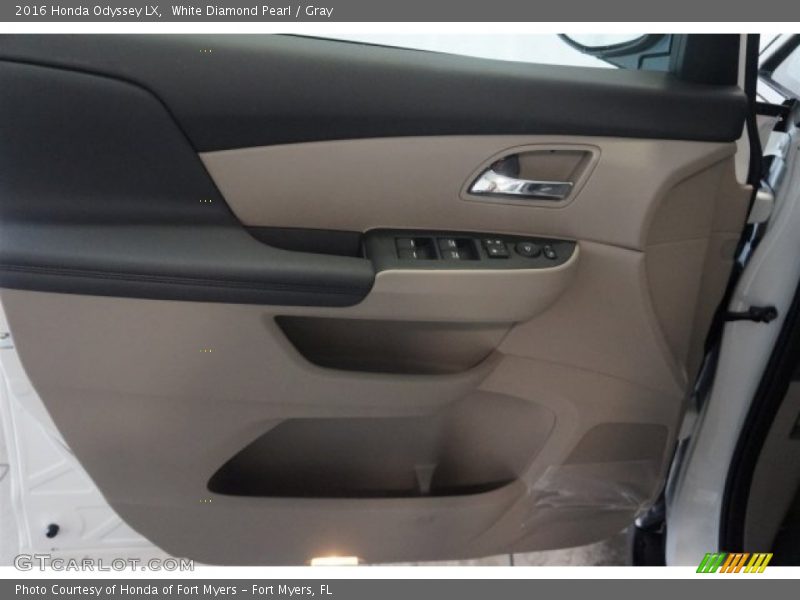White Diamond Pearl / Gray 2016 Honda Odyssey LX