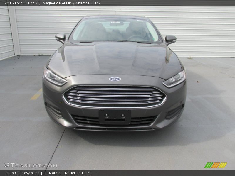 Magnetic Metallic / Charcoal Black 2016 Ford Fusion SE