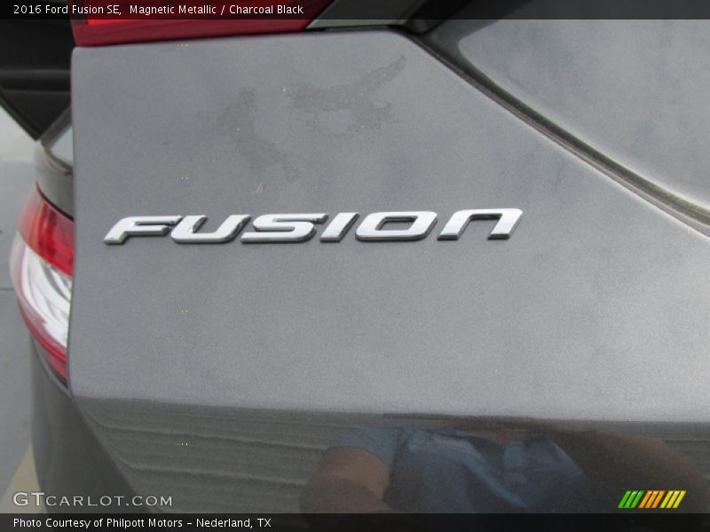Magnetic Metallic / Charcoal Black 2016 Ford Fusion SE