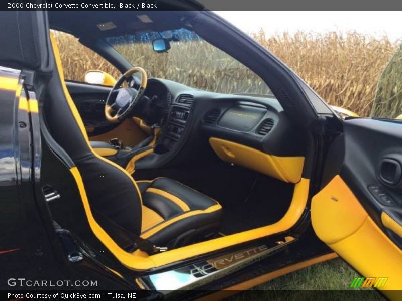 Black / Black 2000 Chevrolet Corvette Convertible
