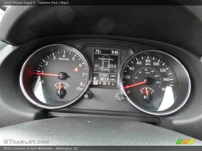 Cayenne Red / Black 2013 Nissan Rogue S