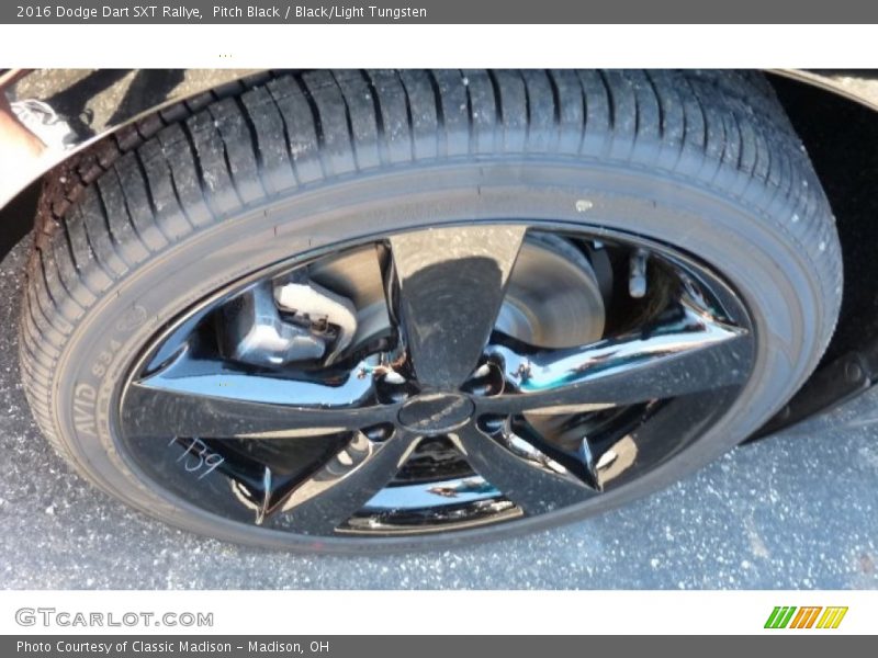 Pitch Black / Black/Light Tungsten 2016 Dodge Dart SXT Rallye
