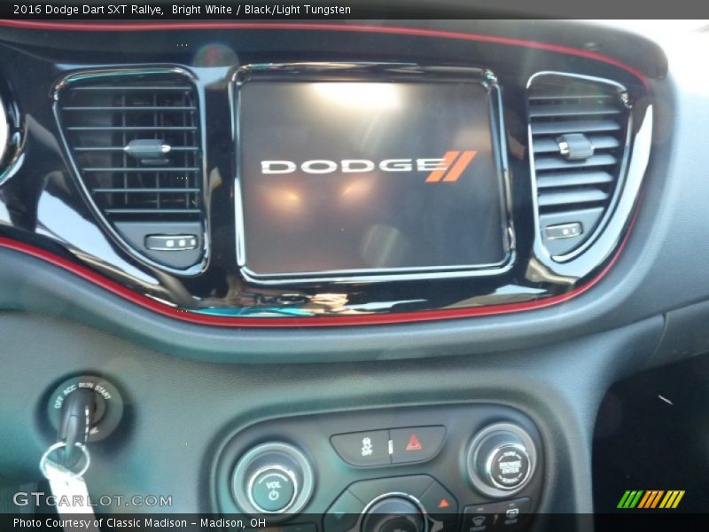 Bright White / Black/Light Tungsten 2016 Dodge Dart SXT Rallye