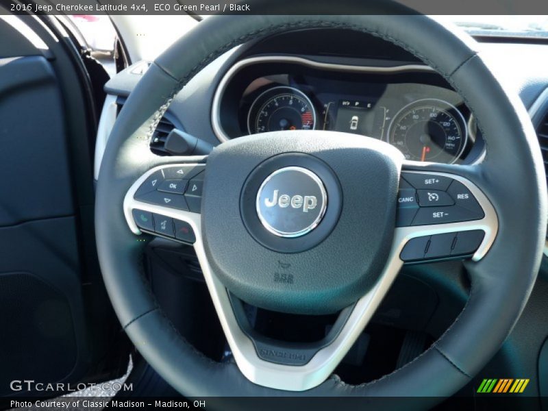  2016 Cherokee Latitude 4x4 Steering Wheel