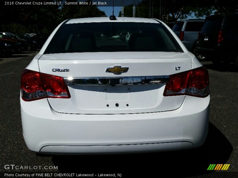 Summit White / Jet Black 2016 Chevrolet Cruze Limited LT