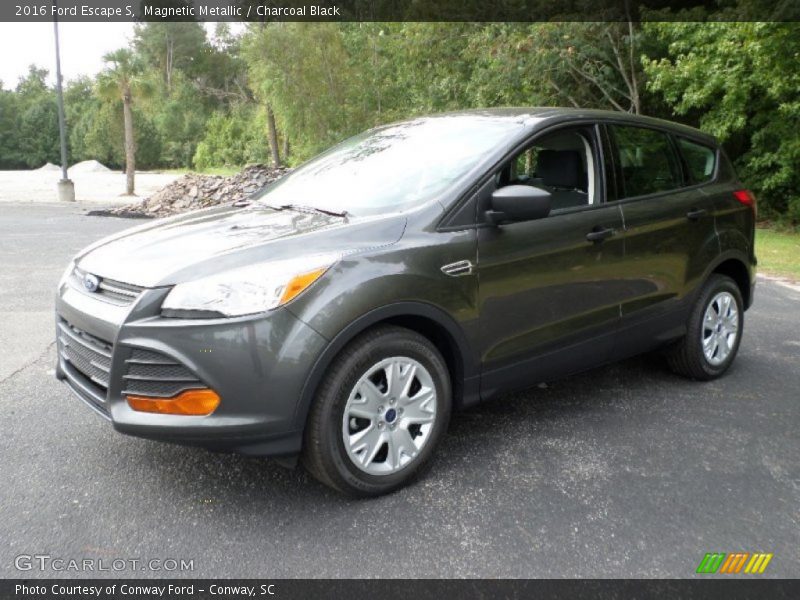 Magnetic Metallic / Charcoal Black 2016 Ford Escape S