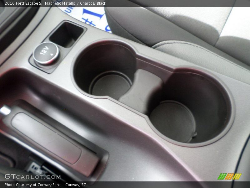 Magnetic Metallic / Charcoal Black 2016 Ford Escape S
