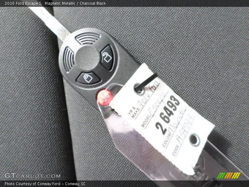 Magnetic Metallic / Charcoal Black 2016 Ford Escape S