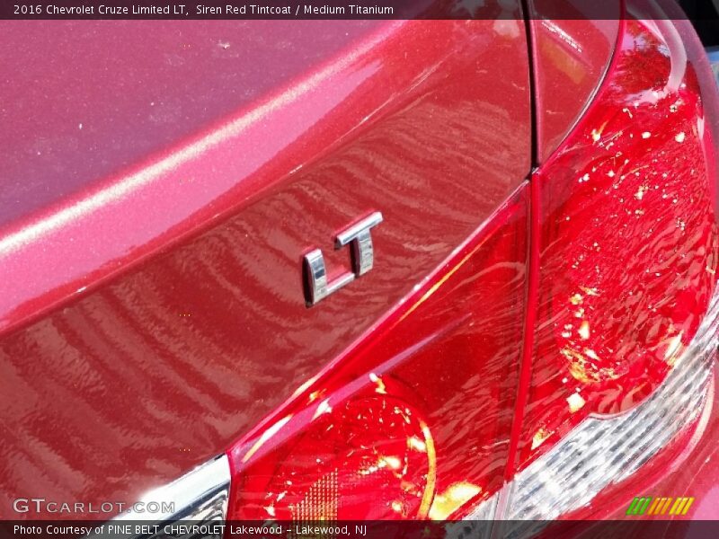 Siren Red Tintcoat / Medium Titanium 2016 Chevrolet Cruze Limited LT