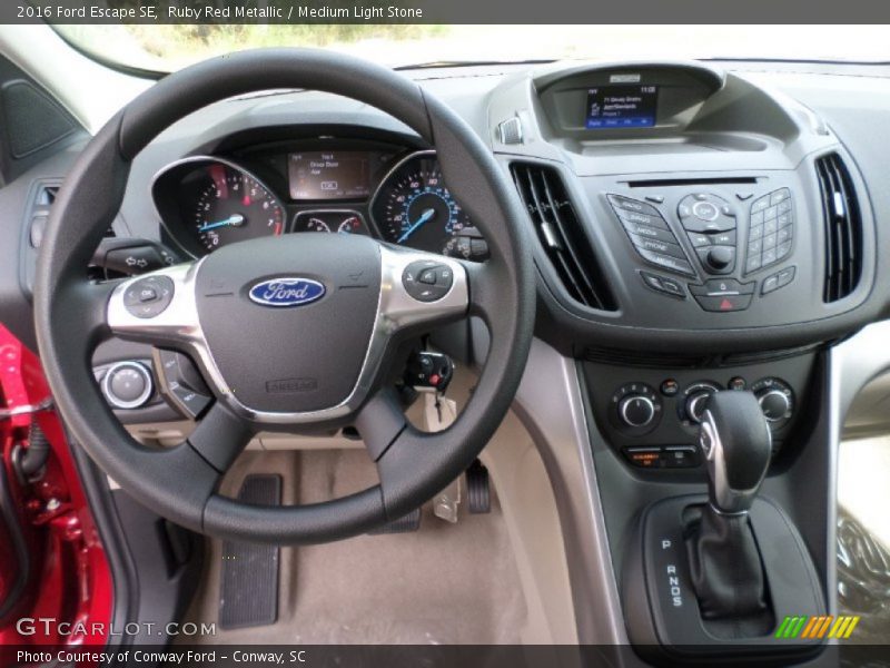 Ruby Red Metallic / Medium Light Stone 2016 Ford Escape SE