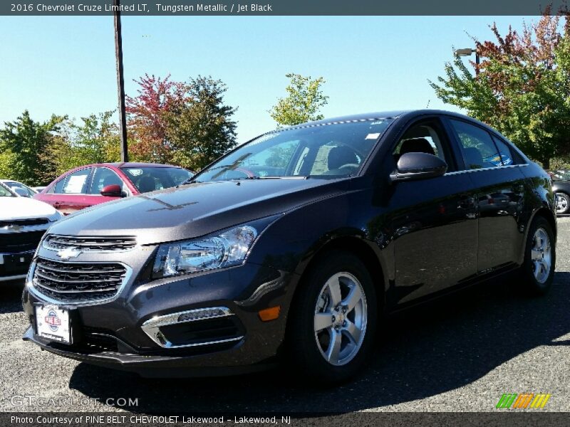 Tungsten Metallic / Jet Black 2016 Chevrolet Cruze Limited LT