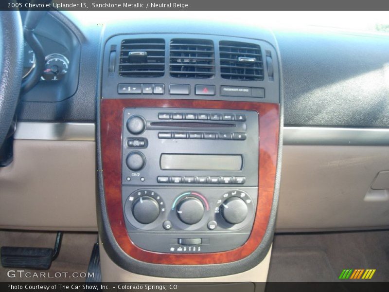 Sandstone Metallic / Neutral Beige 2005 Chevrolet Uplander LS