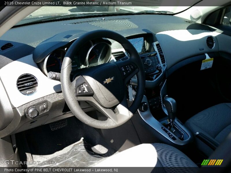 Black Granite Metallic / Medium Titanium 2016 Chevrolet Cruze Limited LT