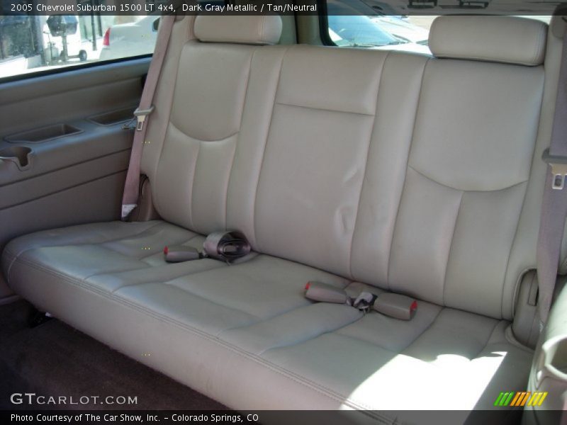 Dark Gray Metallic / Tan/Neutral 2005 Chevrolet Suburban 1500 LT 4x4