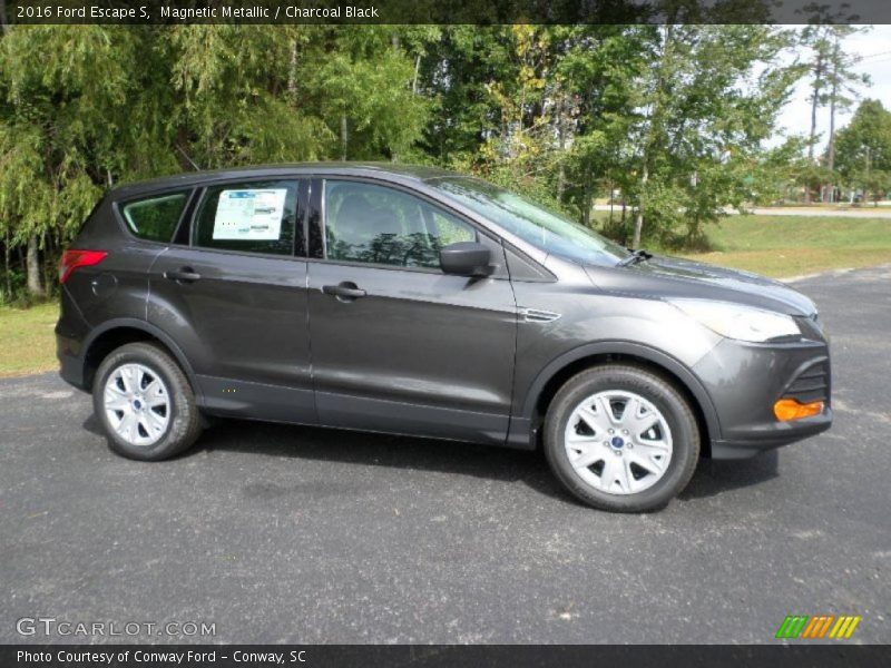 Magnetic Metallic / Charcoal Black 2016 Ford Escape S