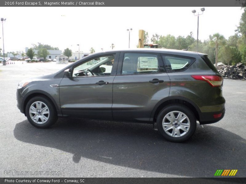 Magnetic Metallic / Charcoal Black 2016 Ford Escape S