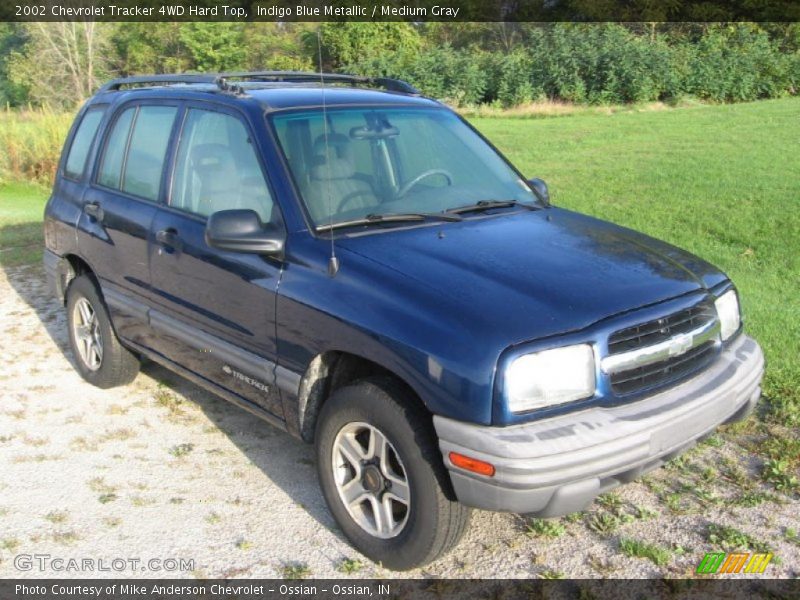 Indigo Blue Metallic / Medium Gray 2002 Chevrolet Tracker 4WD Hard Top