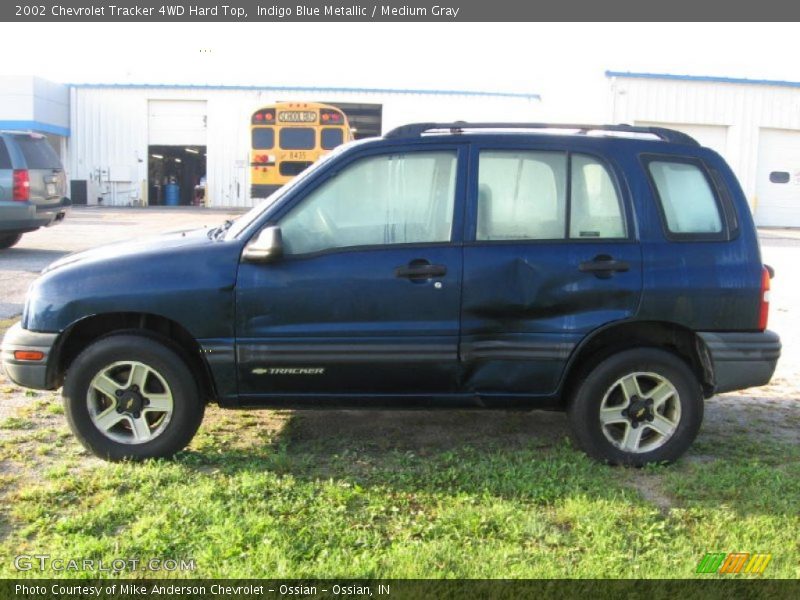 Indigo Blue Metallic / Medium Gray 2002 Chevrolet Tracker 4WD Hard Top