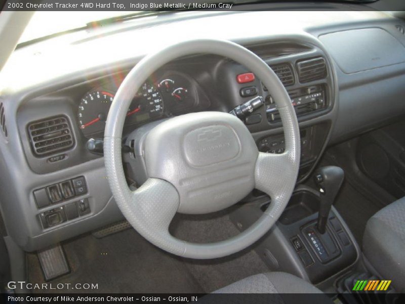 Indigo Blue Metallic / Medium Gray 2002 Chevrolet Tracker 4WD Hard Top