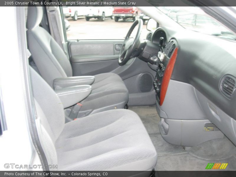Bright Silver Metallic / Medium Slate Gray 2005 Chrysler Town & Country LX