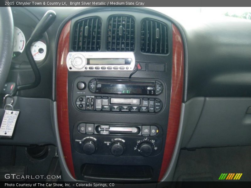 Bright Silver Metallic / Medium Slate Gray 2005 Chrysler Town & Country LX