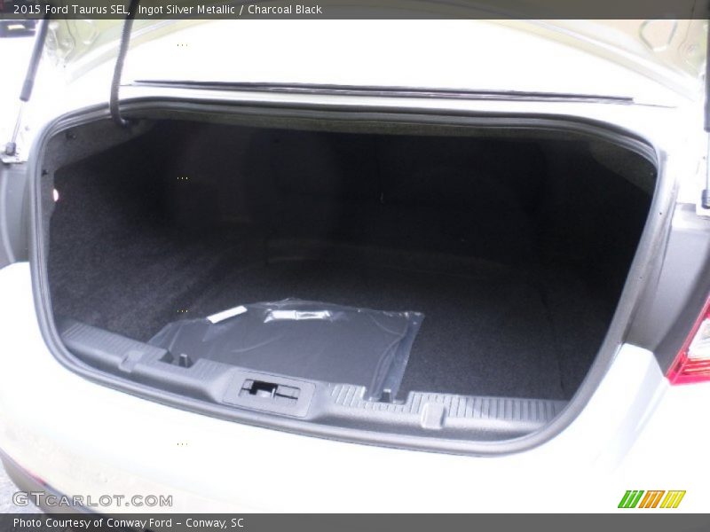 Ingot Silver Metallic / Charcoal Black 2015 Ford Taurus SEL