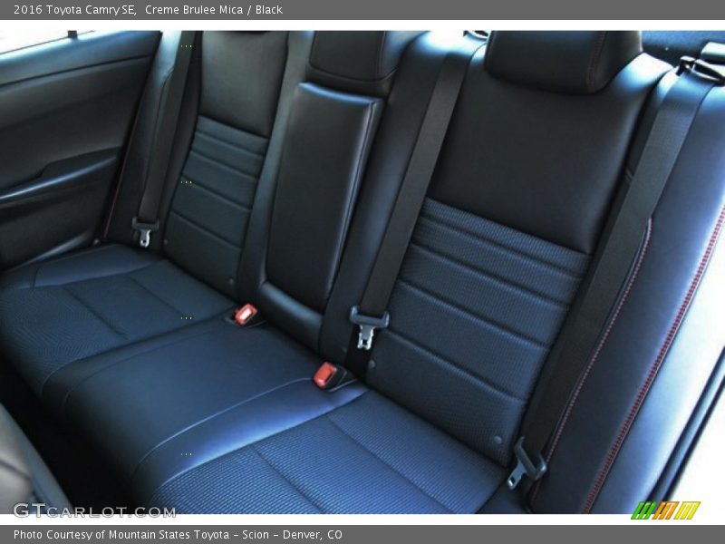 Creme Brulee Mica / Black 2016 Toyota Camry SE