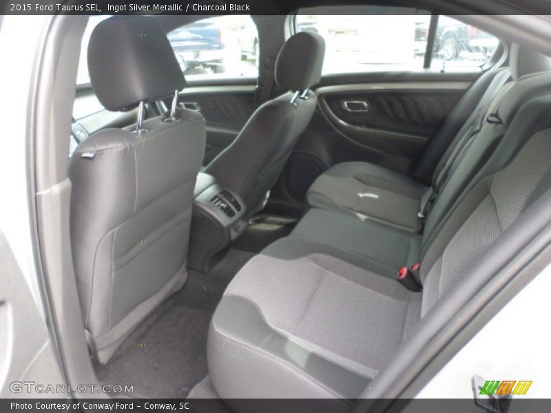 Ingot Silver Metallic / Charcoal Black 2015 Ford Taurus SEL