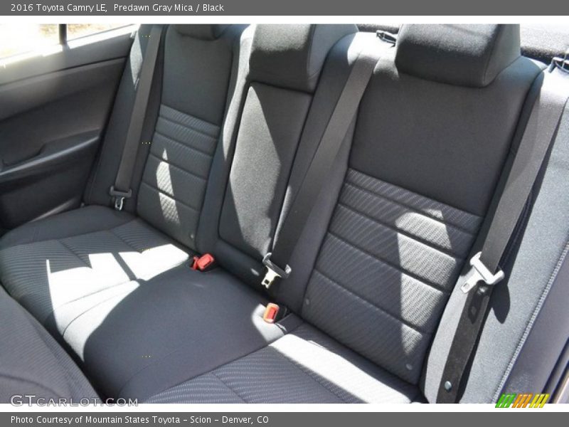 Predawn Gray Mica / Black 2016 Toyota Camry LE