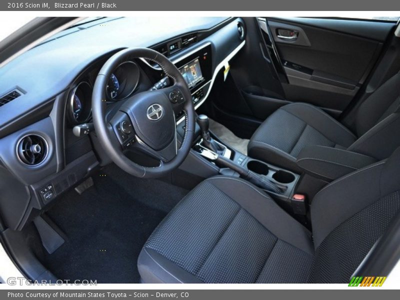 Blizzard Pearl / Black 2016 Scion iM