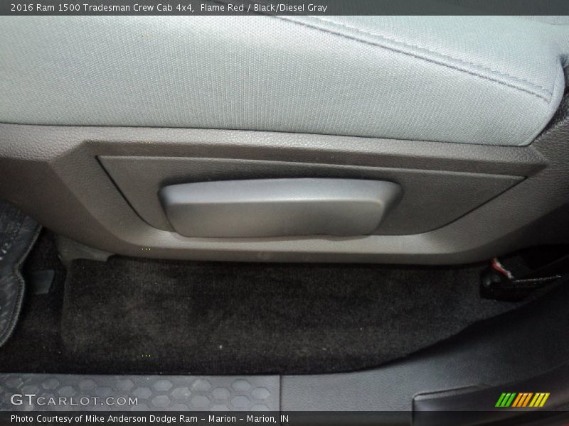 Flame Red / Black/Diesel Gray 2016 Ram 1500 Tradesman Crew Cab 4x4