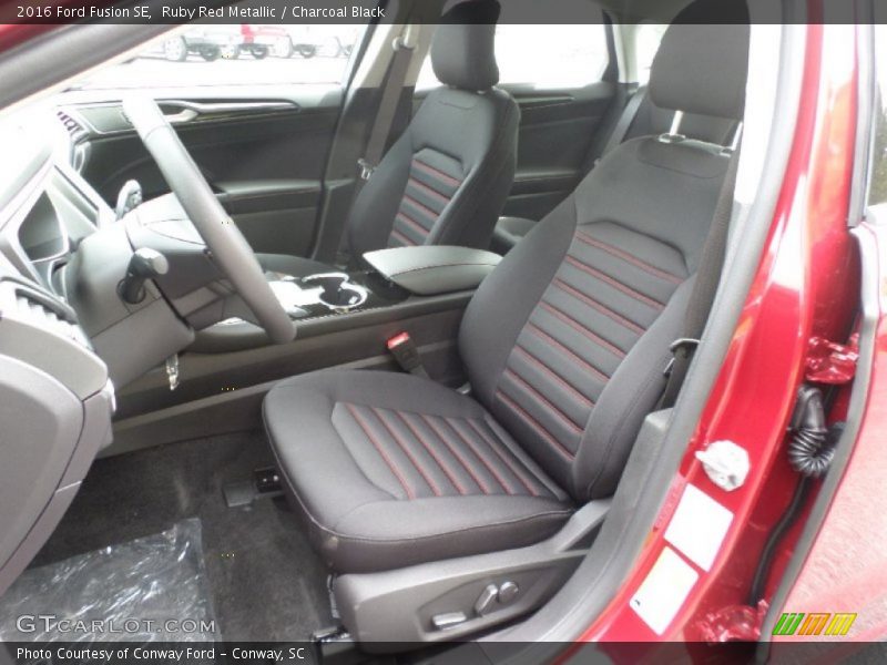 Ruby Red Metallic / Charcoal Black 2016 Ford Fusion SE