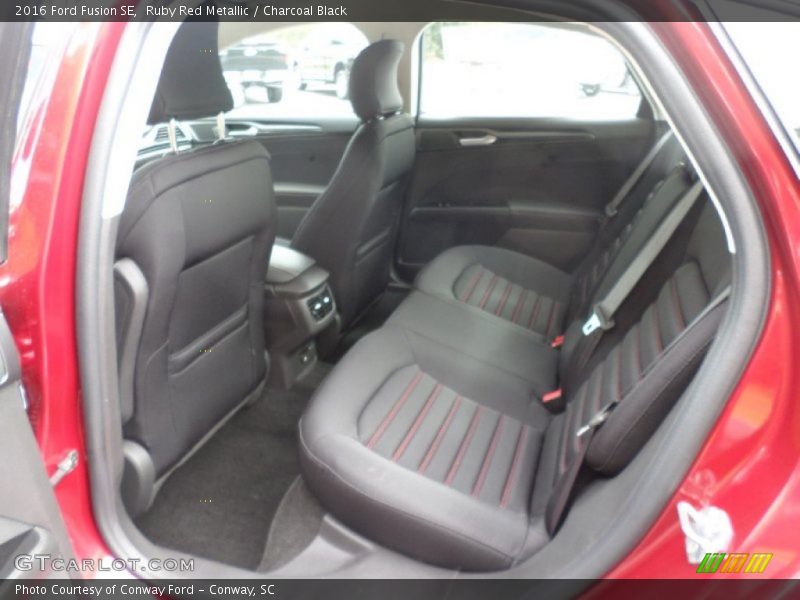 Ruby Red Metallic / Charcoal Black 2016 Ford Fusion SE