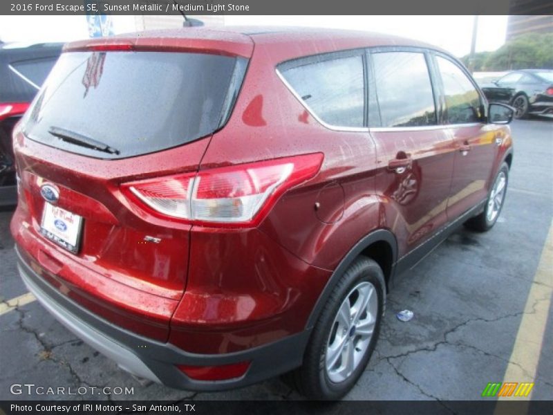 Sunset Metallic / Medium Light Stone 2016 Ford Escape SE