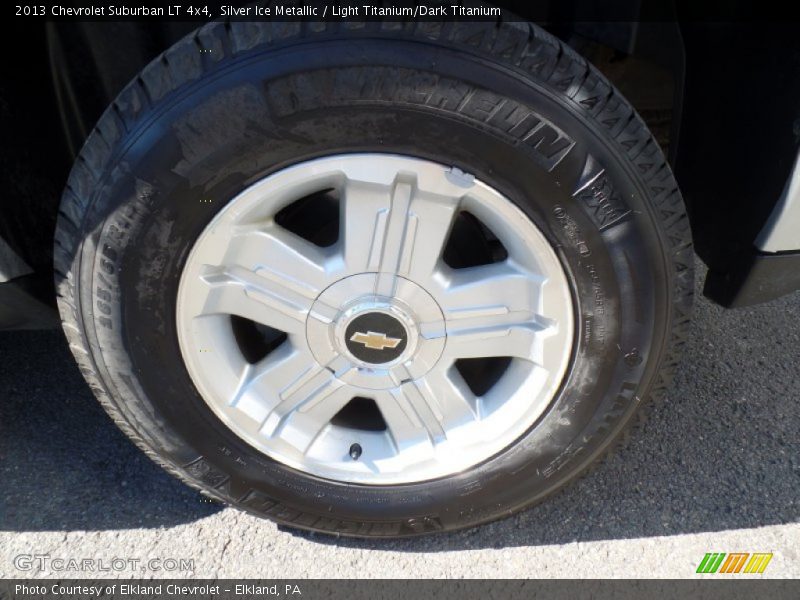 Silver Ice Metallic / Light Titanium/Dark Titanium 2013 Chevrolet Suburban LT 4x4