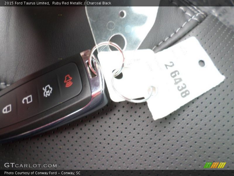 Ruby Red Metallic / Charcoal Black 2015 Ford Taurus Limited