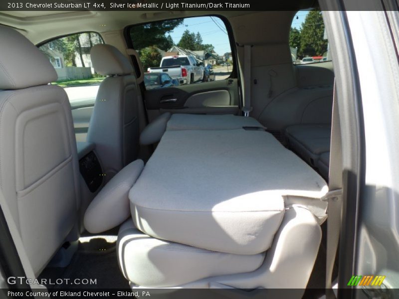 Silver Ice Metallic / Light Titanium/Dark Titanium 2013 Chevrolet Suburban LT 4x4