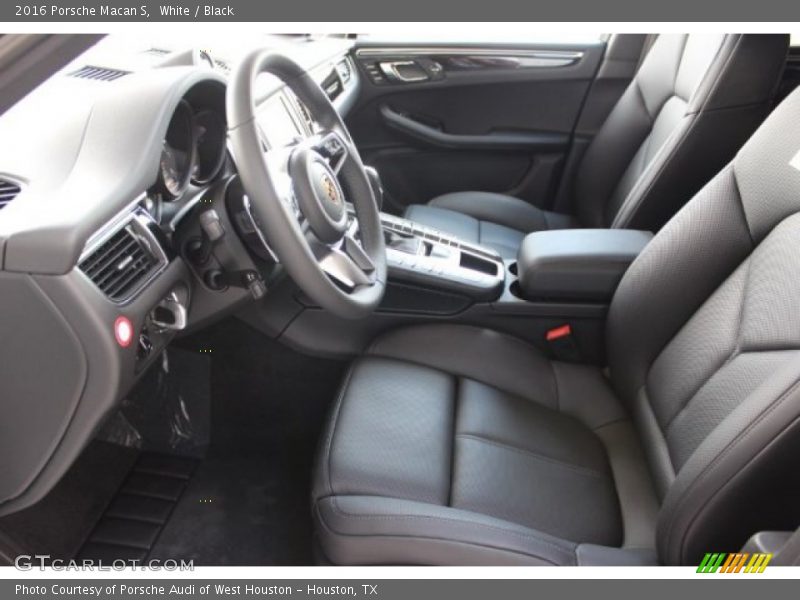 White / Black 2016 Porsche Macan S