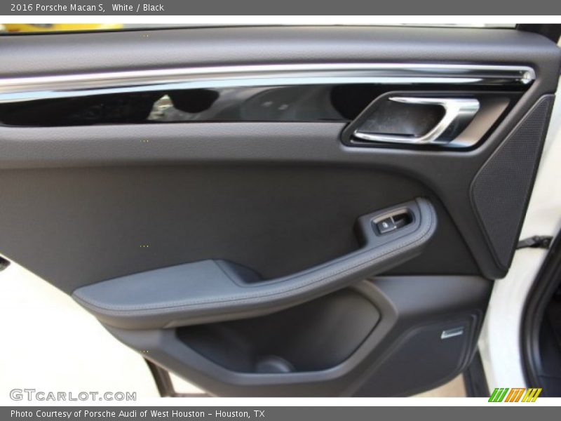 White / Black 2016 Porsche Macan S