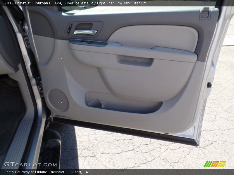 Silver Ice Metallic / Light Titanium/Dark Titanium 2013 Chevrolet Suburban LT 4x4