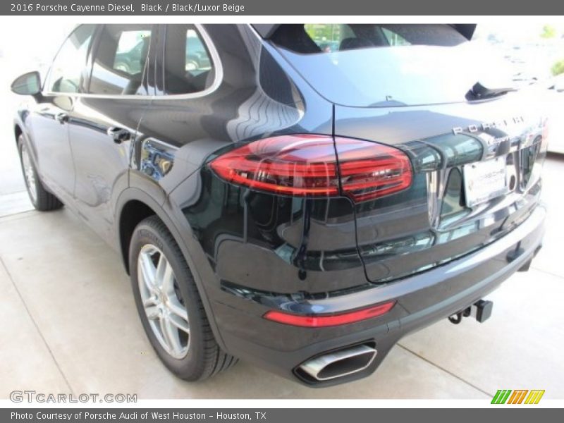 Black / Black/Luxor Beige 2016 Porsche Cayenne Diesel