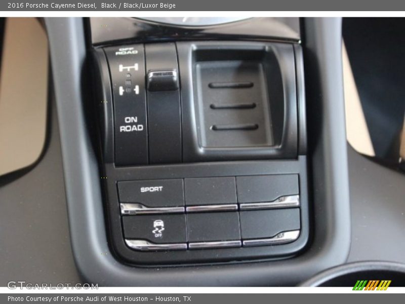 Controls of 2016 Cayenne Diesel