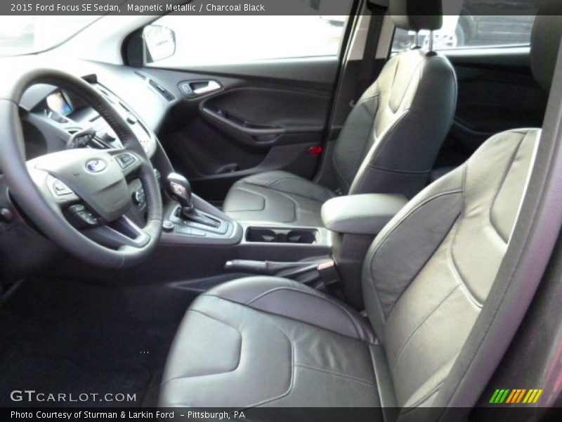 Magnetic Metallic / Charcoal Black 2015 Ford Focus SE Sedan