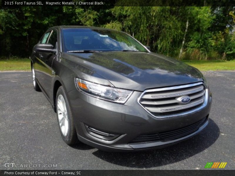Magnetic Metallic / Charcoal Black 2015 Ford Taurus SEL
